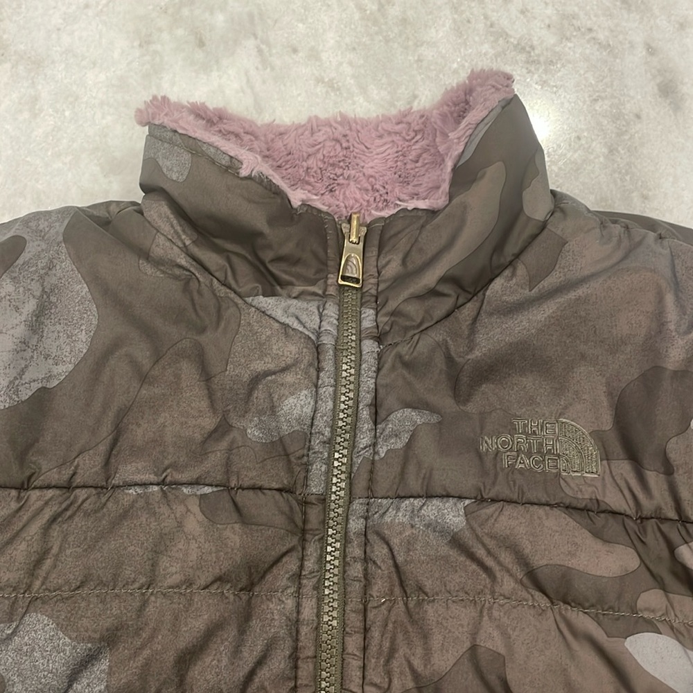 The North Face Reversible Mossbud